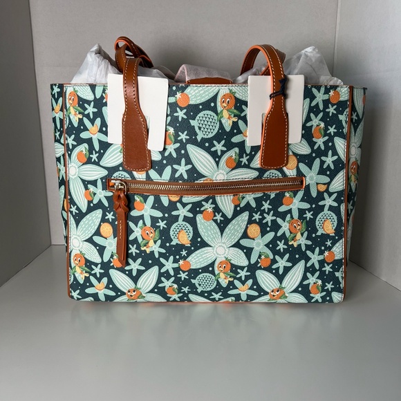 Dooney & Bourke X Disney | EPCOT International Flower and Garden Festival - Picture 6 of 6